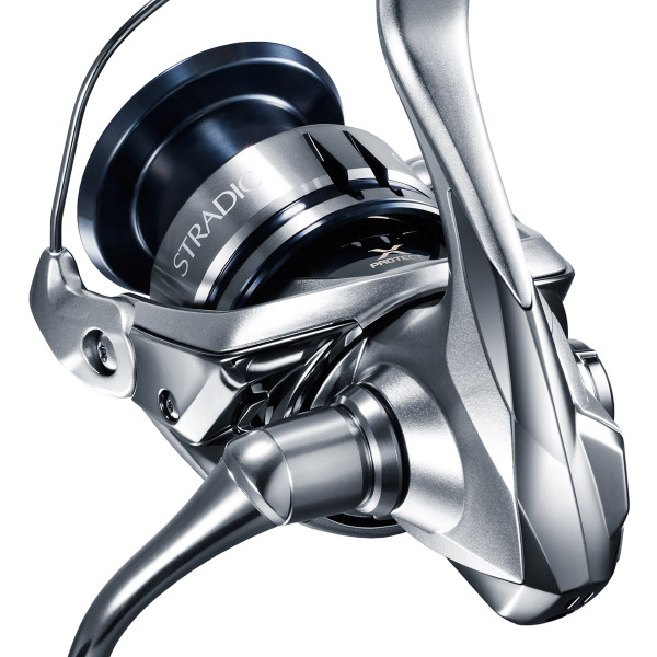 Котушка Shimano Stradic C5000 XG FL 6+1BB